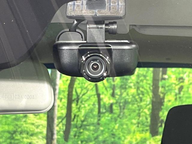 ソリオバンディット ハイブリッドＭＶ　両側電動ドア　純正ＳＤナビ　全周囲カメラ　衝突被害軽減システム　レーダークルーズ　禁煙車　シートヒーター　ドラレコ　スマートキー　ＬＥＤヘッド　ビルトインＥＴＣ　オートライト　オートエアコン（25枚目）