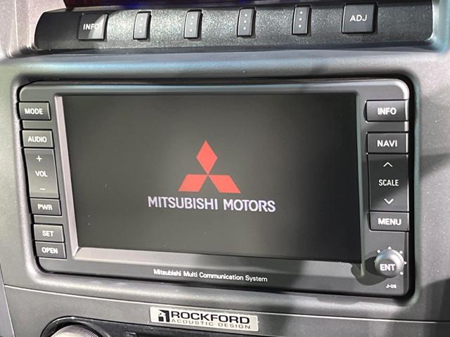 パジェロ ロング エクシード 4WD 純正SDナビ バックカメラ 禁煙車 ドラレコ HIDヘッド ETC クルコン オートライト オートエアコン 純正17インチアルミ Bluetooth CD DVD再生 フルセグ HIDフォグ(3枚目)