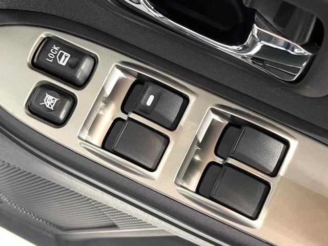 パジェロ ロング エクシード 4WD 純正SDナビ バックカメラ 禁煙車 ドラレコ HIDヘッド ETC クルコン オートライト オートエアコン 純正17インチアルミ Bluetooth CD DVD再生 フルセグ HIDフォグ(23枚目)