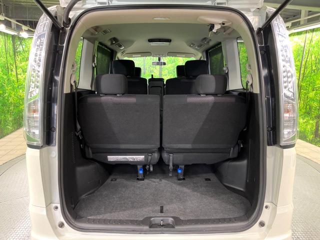 セレナ ハイウェイスター　Ｓ－ハイブリッド　Ｖセレクション　両側電動ドア　純正ＳＤナビ　後席モニター　禁煙車　スマートキー　ＨＩＤヘッド　ビルトインＥＴＣ　クルコン　オートライト　オートエアコン　純正１６インチアルミ　リアエアコン　Ｂｌｕｅｔｏｏｔｈ　ＣＤ（43枚目）