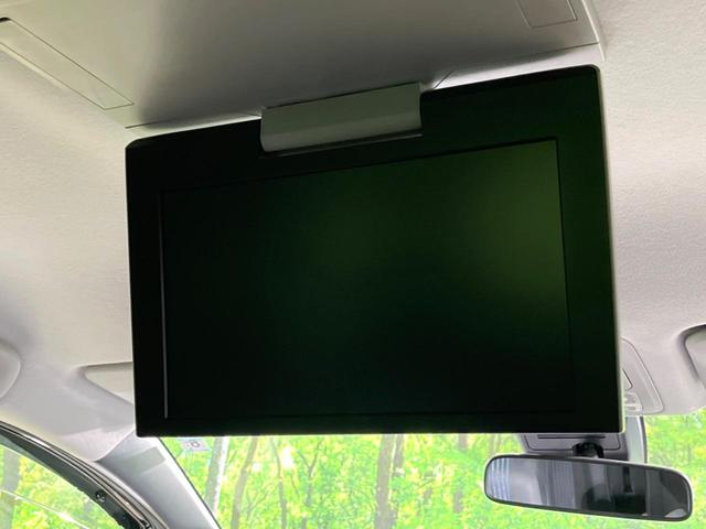ヴォクシー ZS 煌 フリップダウモニター 純正10インチナビ バックカメラ トヨタセーフティセンス 両側パワースライドドア スマートキー ETC オートライト オートエアコン(3枚目)