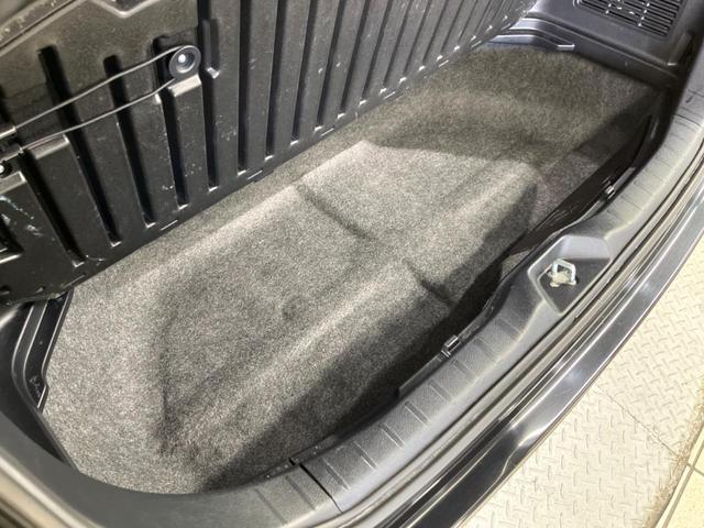 ヴォクシー ZS 煌 フリップダウモニター 純正10インチナビ バックカメラ トヨタセーフティセンス 両側パワースライドドア スマートキー ETC オートライト オートエアコン(42枚目)