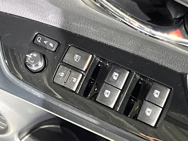 プリウス Ｓセーフティプラス　純正９インチナビ　トヨタセーフティーセンス　バックカメラ　レーダークルーズコントロール　ＥＴＣ　ドライブレコーダー　コーナーセンサー　オートマチックハイビーム　車線逸脱警報　パークアシスト（22枚目）