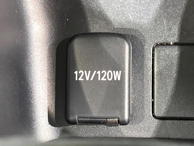 プリウス Ｓセーフティプラス　純正９インチナビ　トヨタセーフティーセンス　バックカメラ　レーダークルーズコントロール　ＥＴＣ　ドライブレコーダー　コーナーセンサー　オートマチックハイビーム　車線逸脱警報　パークアシスト（31枚目）