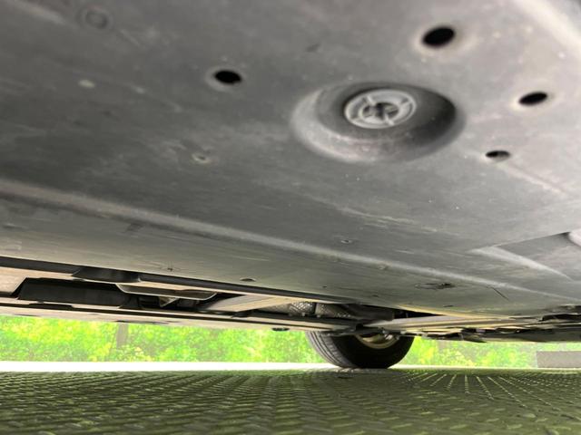 プリウス Ｓセーフティプラス　純正９インチナビ　トヨタセーフティーセンス　バックカメラ　レーダークルーズコントロール　ＥＴＣ　ドライブレコーダー　コーナーセンサー　オートマチックハイビーム　車線逸脱警報　パークアシスト（38枚目）