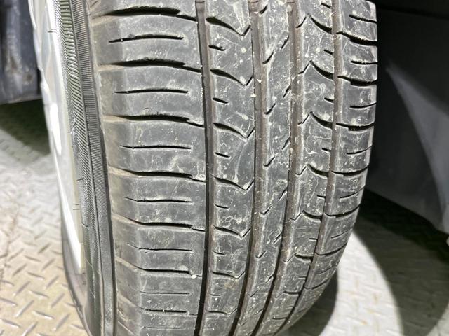 プリウス Ｓセーフティプラス　純正９インチナビ　トヨタセーフティーセンス　バックカメラ　レーダークルーズコントロール　ＥＴＣ　ドライブレコーダー　コーナーセンサー　オートマチックハイビーム　車線逸脱警報　パークアシスト（47枚目）