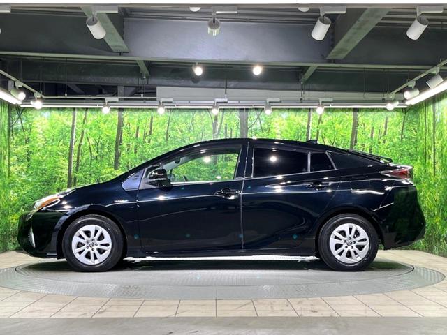 プリウス Ｓセーフティプラス　純正９インチナビ　トヨタセーフティーセンス　バックカメラ　レーダークルーズコントロール　ＥＴＣ　ドライブレコーダー　コーナーセンサー　オートマチックハイビーム　車線逸脱警報　パークアシスト（51枚目）