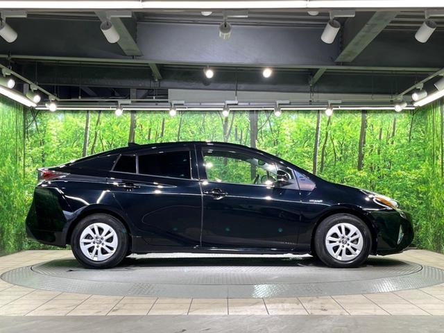 プリウス Ｓセーフティプラス　純正９インチナビ　トヨタセーフティーセンス　バックカメラ　レーダークルーズコントロール　ＥＴＣ　ドライブレコーダー　コーナーセンサー　オートマチックハイビーム　車線逸脱警報　パークアシスト（53枚目）