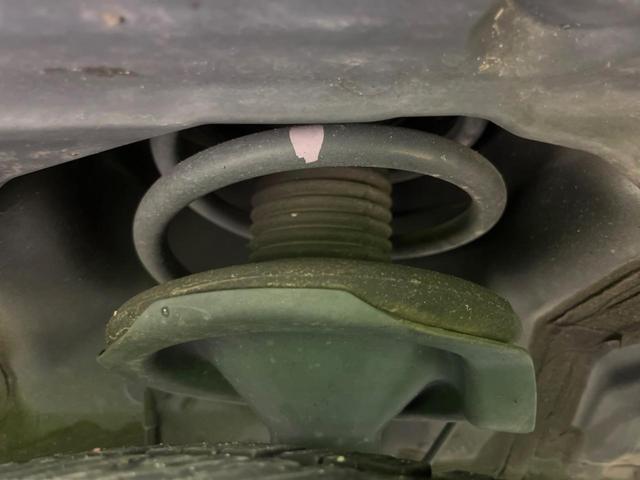 デリカＤ：５ Ｇ　パワーパッケージ　両側電動ドア　ＳＤナビ　バックカメラ　禁煙車　ドラレコ　ＨＩＤヘッド　ビルトインＥＴＣ　クルコン　オートライト　オートエアコン　純正１６インチアルミ　Ｂｌｕｅｔｏｏｔｈ　ＣＤ　ＤＶＤ再生　フルセグ（21枚目）