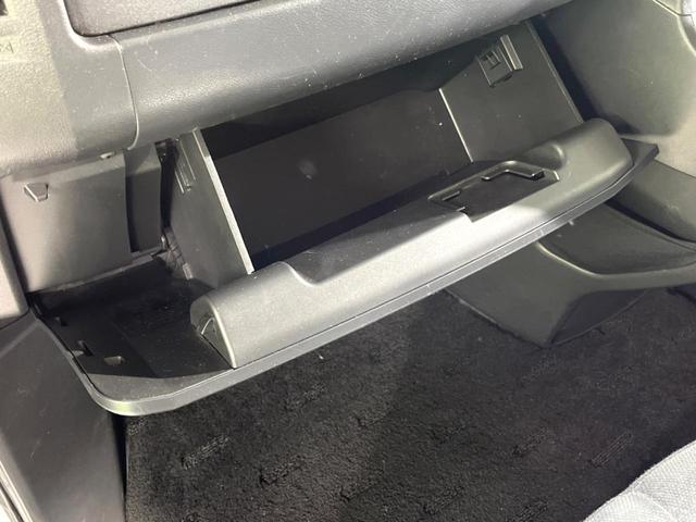 デリカＤ：５ Ｇ　パワーパッケージ　両側電動ドア　ＳＤナビ　バックカメラ　禁煙車　ドラレコ　ＨＩＤヘッド　ビルトインＥＴＣ　クルコン　オートライト　オートエアコン　純正１６インチアルミ　Ｂｌｕｅｔｏｏｔｈ　ＣＤ　ＤＶＤ再生　フルセグ（23枚目）