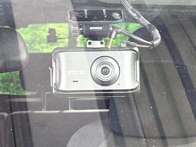 ヴィッツ U SDナビ 衝突被害軽減システム 禁煙車 シートヒーター ドラレコ コーナーセンサー スマートキー LEDヘッド ビルトインETC オートハイビーム 車線逸脱警報 オートライト オートエアコン(6枚目)