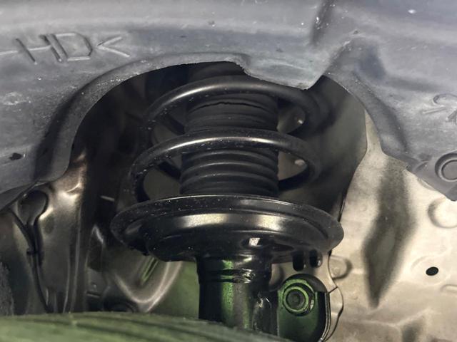 ヴィッツ U SDナビ 衝突被害軽減システム 禁煙車 シートヒーター ドラレコ コーナーセンサー スマートキー LEDヘッド ビルトインETC オートハイビーム 車線逸脱警報 オートライト オートエアコン(20枚目)