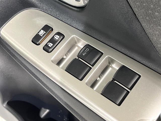 ヴィッツ U SDナビ 衝突被害軽減システム 禁煙車 シートヒーター ドラレコ コーナーセンサー スマートキー LEDヘッド ビルトインETC オートハイビーム 車線逸脱警報 オートライト オートエアコン(22枚目)