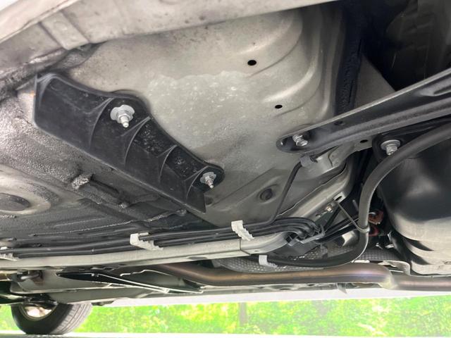 ヴィッツ U SDナビ 衝突被害軽減システム 禁煙車 シートヒーター ドラレコ コーナーセンサー スマートキー LEDヘッド ビルトインETC オートハイビーム 車線逸脱警報 オートライト オートエアコン(41枚目)