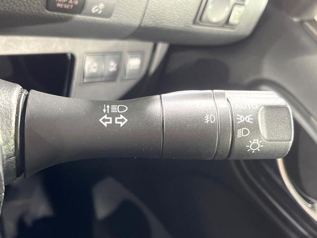 セレナ ハイウェイスター　Ｓ－ハイブリッド　両側電動ドア　純正ＳＤナビ　後席モニター　バックカメラ　禁煙車　スマートキー　ＨＩＤヘッド　ビルトインＥＴＣ　クルコン　デュアルエアコン　リアエアコン　Ｂｌｕｅｔｏｏｔｈ　ＣＤ　ＤＶＤ再生　フルセグ（29枚目）