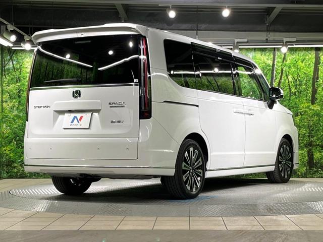 ステップワゴン e:HEVスパーダ プレミアムライン 両側電動ドア 純正SDナビ 後席モニター 全周囲カメラ 衝突被害軽減システム レーダークルーズ 禁煙車 電動リアゲート ハーフレザーシート ドラレコ コーナーセンサー スマートキー LEDヘッド(18枚目)