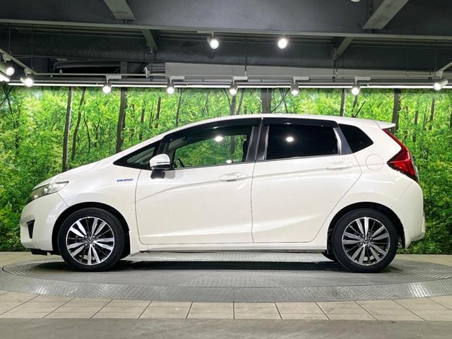 フィットハイブリッド Lパッケージ 純正SDナビ バックカメラ 禁煙車 スマートキー LEDヘッド ETC クルコン オートエアコン 純正16インチアルミ Bluetooth CD DVD再生 地デジ(49枚目)
