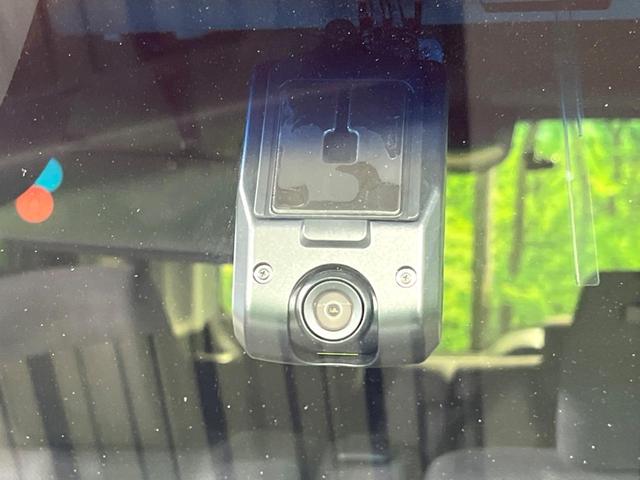 N-BOX G ターボSSパッケージ 両側電動ドア SDナビ バックカメラ 衝突被害軽減システム 禁煙車 ドラレコ スマートキー HIDヘッド ビルトインETC クルコン オートライト オートエアコン Bluetooth CD(6枚目)