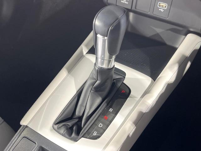 フィット ホーム バックカメラ 衝突被害軽減システム レーダークルーズ 禁煙車 ハーフレザーシート コーナーセンサー スマートキー LEDヘッド ETC オートハイビーム 車線逸脱警報 オートライト オートエアコン(28枚目)