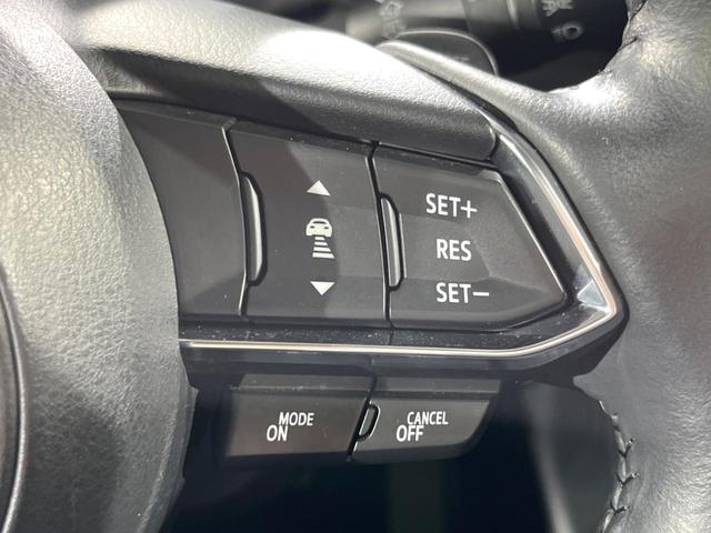 【マツダ・レーダークルーズコントロール】高速道路での長距離走行が楽に！自動で速度を保つクルーズコントロールが、衝突軽減システムと連携し、前方の車両を感知して車間を保つように速度調節してくれます！！