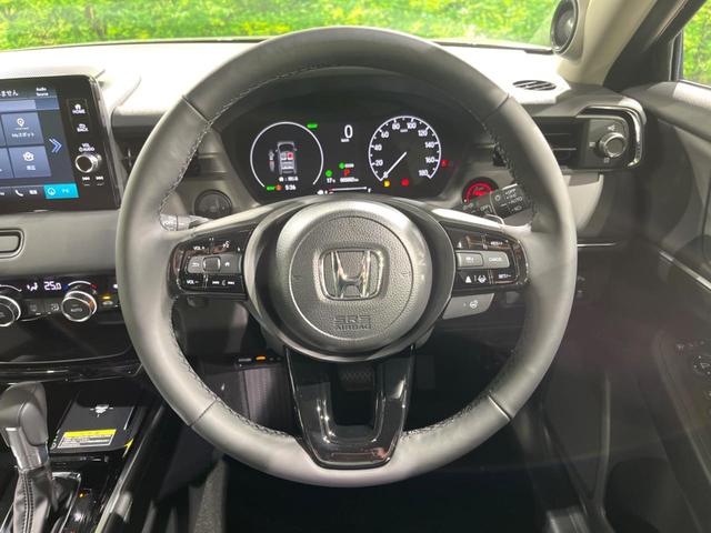 ヴェゼル e:HEV Z 全周囲カメラ 衝突被害軽減システム 電動リアゲート ハーフレザーシート コーナーセンサー スマートキー LEDヘッド 純正18インチアルミ オートハイビーム 車線逸脱警報 オートライト(11枚目)