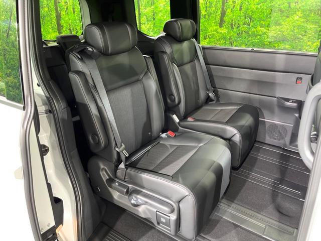 ステップワゴン e:HEVスパーダ 両側電動ドア バックカメラ 衝突被害軽減システム レーダークルーズ 電動リアゲート ハーフレザーシート コーナーセンサー スマートキー LEDヘッド 純正16インチアルミ オートハイビーム(9枚目)