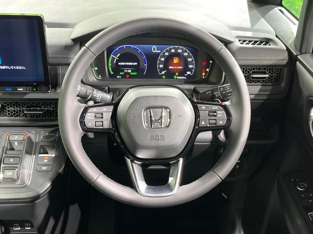 ステップワゴン e:HEVスパーダ 両側電動ドア バックカメラ 衝突被害軽減システム レーダークルーズ 電動リアゲート ハーフレザーシート コーナーセンサー スマートキー LEDヘッド 純正16インチアルミ オートハイビーム(12枚目)