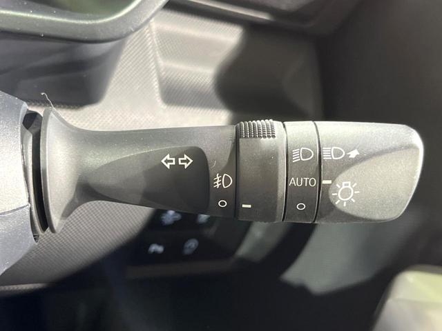 ロッキー プレミアム　純正９型ナビ　バックカメラ　衝突被害軽減システム　レーダークルーズ　禁煙車　ドラレコ　コーナーセンサー　スマートキー　ＬＥＤヘッド　ＥＴＣ　純正１７インチアルミ　オートハイビーム　車線逸脱警報（26枚目）