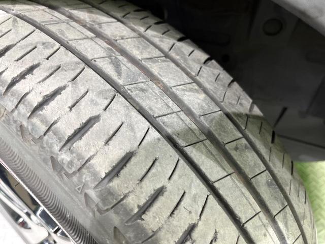 ロッキー プレミアム　純正９型ナビ　バックカメラ　衝突被害軽減システム　レーダークルーズ　禁煙車　ドラレコ　コーナーセンサー　スマートキー　ＬＥＤヘッド　ＥＴＣ　純正１７インチアルミ　オートハイビーム　車線逸脱警報（48枚目）