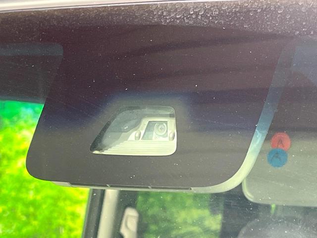 タント カスタムＲＳ　トップエディションＳＡＩＩ　ナビ　両側電動ドア　バックカメラ　スマートアシスト　禁煙車　ハーフレザーシート　スマートキー　ＬＥＤヘッド　ＥＴＣ　純正１５インチアルミ　オートライト　オートエアコン　Ｂｌｕｅｔｏｏｔｈ　ＣＤ（6枚目）