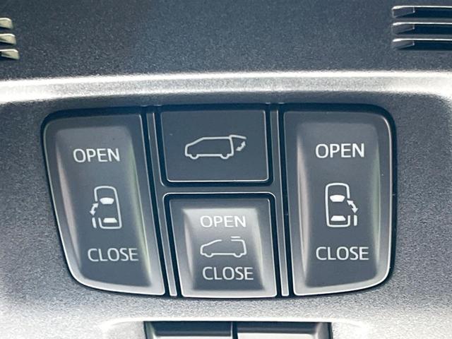 ヴェルファイア 2.5Z Gエディション サンルーフ フリップダウンモニター 純正10インチナビ バックカメラ 両側パワースライドドア パワーシート パワーオットマン ステアリングヒーター コーナーセンサー スマートキー ETC(7枚目)