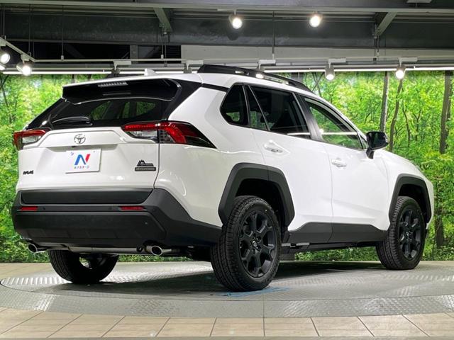 ＲＡＶ４ アドベンチャー　オフロードパッケージＩＩ　４ＷＤ　バックカメラ　衝突被害軽減システム　レーダークルーズ　禁煙車　ハーフレザーシート　前席シートエアコン　パワーシート　コーナーセンサー　スマートキー　ＬＥＤヘッド　ビルトインＥＴＣ（18枚目）