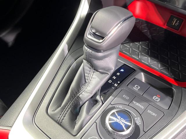 ＲＡＶ４ アドベンチャー　オフロードパッケージＩＩ　４ＷＤ　バックカメラ　衝突被害軽減システム　レーダークルーズ　禁煙車　ハーフレザーシート　前席シートエアコン　パワーシート　コーナーセンサー　スマートキー　ＬＥＤヘッド　ビルトインＥＴＣ（36枚目）