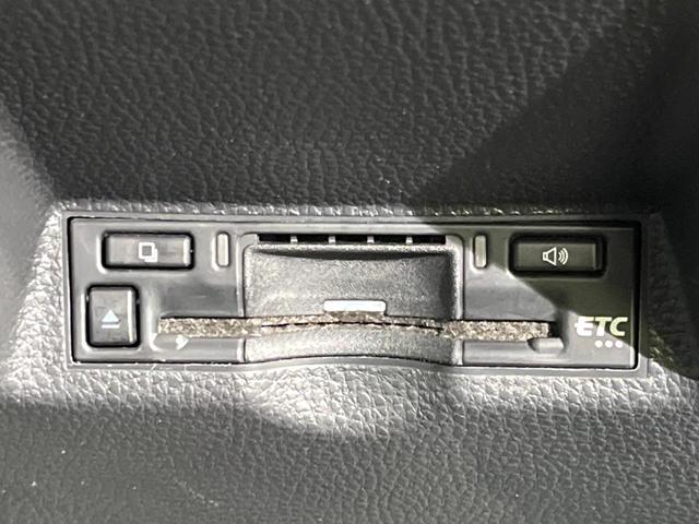 ヤリスクロス Ｚ　パノラミックビューモニター　純正８インチナビ　トヨタセーフティセンス　ドライブレコーダー　ＥＴＣ　ブラインドスポットモニター　シートヒーター　パワーシート　スマートキー（5枚目）