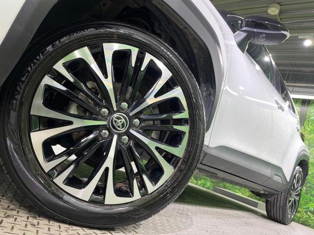 ヤリスクロス Ｚ　パノラミックビューモニター　純正８インチナビ　トヨタセーフティセンス　ドライブレコーダー　ＥＴＣ　ブラインドスポットモニター　シートヒーター　パワーシート　スマートキー（13枚目）