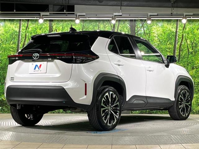 ヤリスクロス Ｚ　パノラミックビューモニター　純正８インチナビ　トヨタセーフティセンス　ドライブレコーダー　ＥＴＣ　ブラインドスポットモニター　シートヒーター　パワーシート　スマートキー（17枚目）