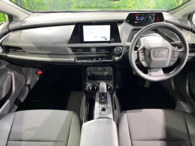 プリウス X バックカメラ 衝突被害軽減システム 禁煙車 ドラレコ コーナーセンサー スマートキー LEDヘッド ETC2.0 オートハイビーム 車線逸脱警報 オートライト オートエアコン Bluetooth(2枚目)