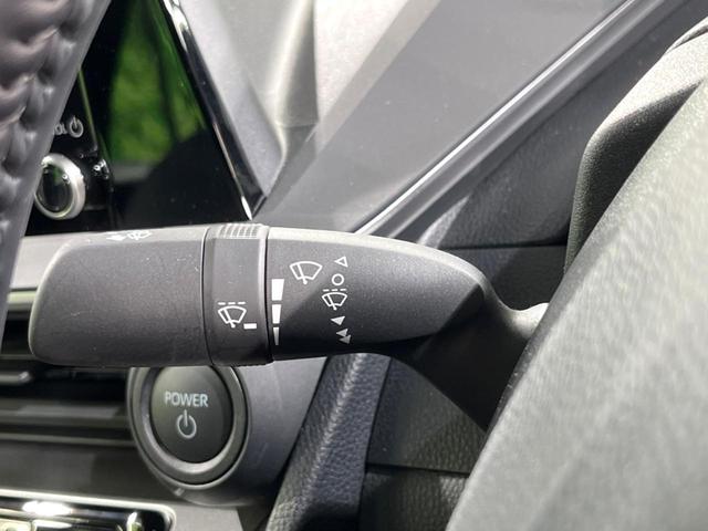 プリウス X バックカメラ 衝突被害軽減システム 禁煙車 ドラレコ コーナーセンサー スマートキー LEDヘッド ETC2.0 オートハイビーム 車線逸脱警報 オートライト オートエアコン Bluetooth(30枚目)