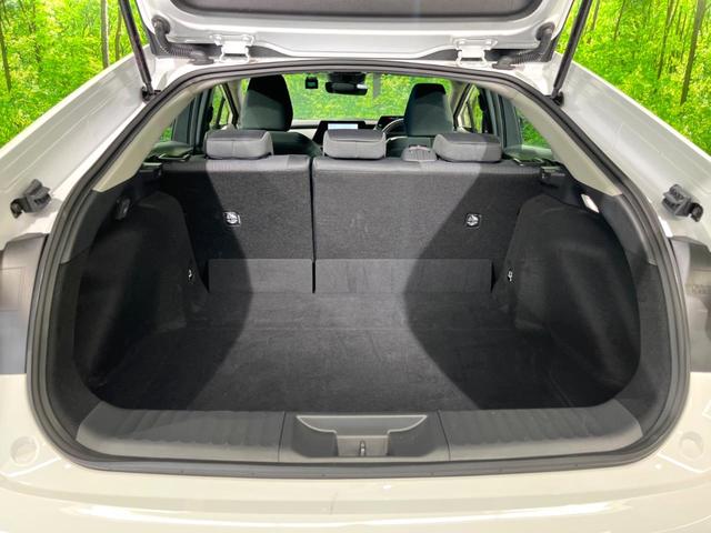 プリウス X バックカメラ 衝突被害軽減システム 禁煙車 ドラレコ コーナーセンサー スマートキー LEDヘッド ETC2.0 オートハイビーム 車線逸脱警報 オートライト オートエアコン Bluetooth(45枚目)