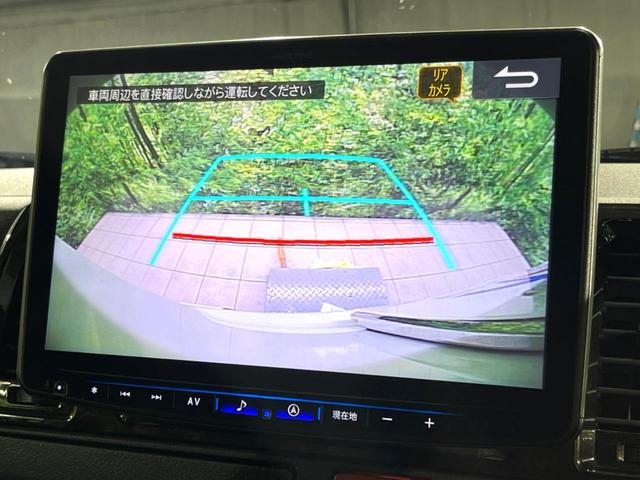 ハイエースバン スーパーＧＬ　ダークプライムＩＩ　ターボ　ＢＩＧ－Ｘ１１インチナビ　バックカメラ　トヨタセーフティセンス　両側パワースライドドア　デジタルインナーミラー　Ｂｌｕｅｔｏｏｔｈ接続　ＬＥＤヘッドライト　オートハイビーム（4枚目）