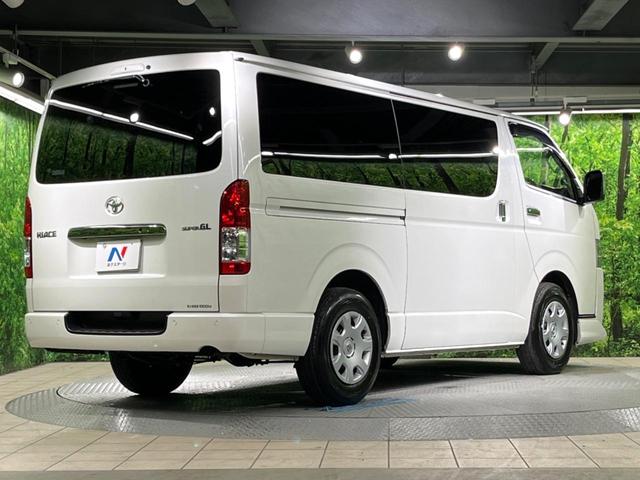 ハイエースバン スーパーＧＬ　ダークプライムＩＩ　ターボ　ＢＩＧ－Ｘ１１インチナビ　バックカメラ　トヨタセーフティセンス　両側パワースライドドア　デジタルインナーミラー　Ｂｌｕｅｔｏｏｔｈ接続　ＬＥＤヘッドライト　オートハイビーム（17枚目）