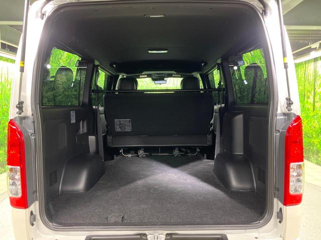 ハイエースバン スーパーＧＬ　ダークプライムＩＩ　ターボ　ＢＩＧ－Ｘ１１インチナビ　バックカメラ　トヨタセーフティセンス　両側パワースライドドア　デジタルインナーミラー　Ｂｌｕｅｔｏｏｔｈ接続　ＬＥＤヘッドライト　オートハイビーム（46枚目）