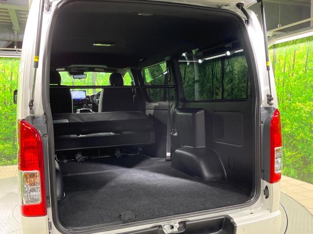 ハイエースバン スーパーＧＬ　ダークプライムＩＩ　ターボ　ＢＩＧ－Ｘ１１インチナビ　バックカメラ　トヨタセーフティセンス　両側パワースライドドア　デジタルインナーミラー　Ｂｌｕｅｔｏｏｔｈ接続　ＬＥＤヘッドライト　オートハイビーム（48枚目）