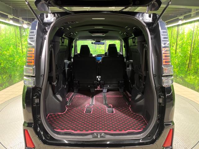 ヴォクシー ＺＳ　８インチナビ　電動スライドドア　後席モニター　バックカメラ　セーフティセンス　ドラレコ　コーナーセンサー　スマートキー　ＬＥＤヘッド　クルコン　純正１６インチアルミ　オートハイビーム　車線逸脱警報（11枚目）