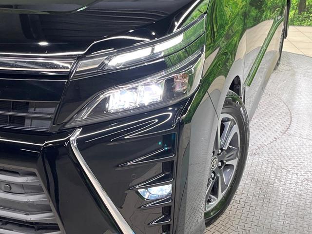 ヴォクシー ＺＳ　８インチナビ　電動スライドドア　後席モニター　バックカメラ　セーフティセンス　ドラレコ　コーナーセンサー　スマートキー　ＬＥＤヘッド　クルコン　純正１６インチアルミ　オートハイビーム　車線逸脱警報（13枚目）