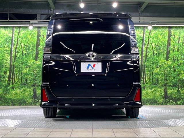 ヴォクシー ＺＳ　８インチナビ　電動スライドドア　後席モニター　バックカメラ　セーフティセンス　ドラレコ　コーナーセンサー　スマートキー　ＬＥＤヘッド　クルコン　純正１６インチアルミ　オートハイビーム　車線逸脱警報（16枚目）