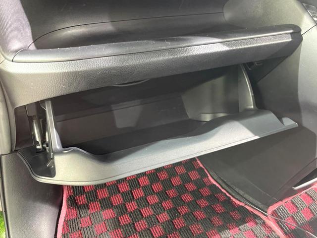 ヴォクシー ＺＳ　８インチナビ　電動スライドドア　後席モニター　バックカメラ　セーフティセンス　ドラレコ　コーナーセンサー　スマートキー　ＬＥＤヘッド　クルコン　純正１６インチアルミ　オートハイビーム　車線逸脱警報（22枚目）