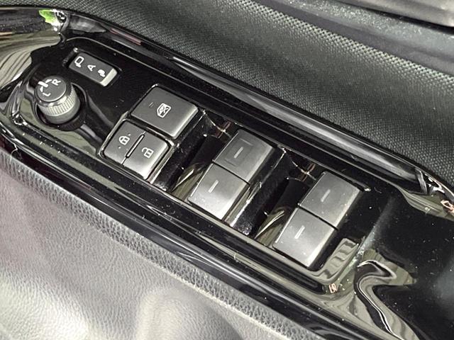 ヴォクシー ＺＳ　８インチナビ　電動スライドドア　後席モニター　バックカメラ　セーフティセンス　ドラレコ　コーナーセンサー　スマートキー　ＬＥＤヘッド　クルコン　純正１６インチアルミ　オートハイビーム　車線逸脱警報（24枚目）