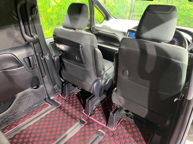 ヴォクシー ＺＳ　８インチナビ　電動スライドドア　後席モニター　バックカメラ　セーフティセンス　ドラレコ　コーナーセンサー　スマートキー　ＬＥＤヘッド　クルコン　純正１６インチアルミ　オートハイビーム　車線逸脱警報（42枚目）