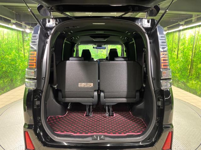 ヴォクシー ＺＳ　８インチナビ　電動スライドドア　後席モニター　バックカメラ　セーフティセンス　ドラレコ　コーナーセンサー　スマートキー　ＬＥＤヘッド　クルコン　純正１６インチアルミ　オートハイビーム　車線逸脱警報（43枚目）